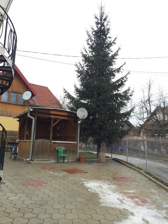 Casa Maria Hotell Gura Humorului Exteriör bild
