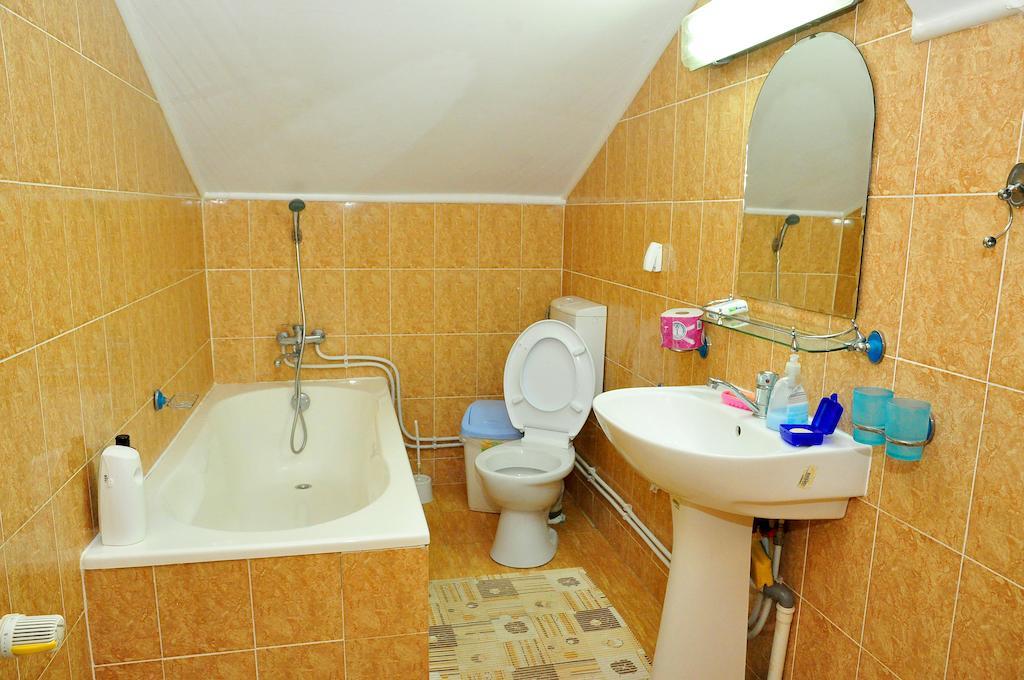 Casa Maria Hotell Gura Humorului Exteriör bild