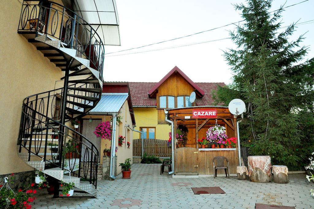 Casa Maria Hotell Gura Humorului Exteriör bild